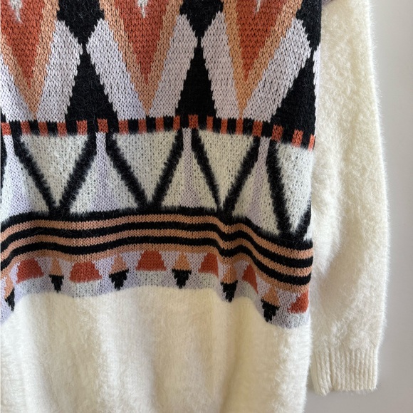 Cozy turtleneck sweater - Picture 11 of 12